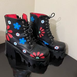 Lamoda Free Spirit Flower Ankle Boots Size 7